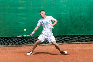Bild 144 - Stadtwerke Pinneberg Cup
